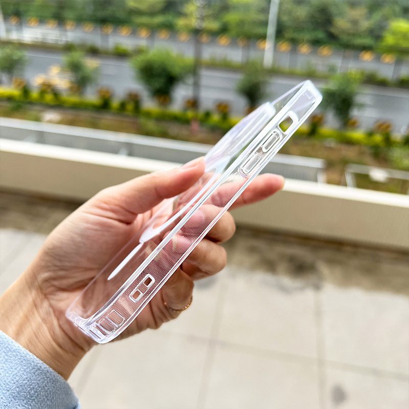 Transparent Acrylic Magsafe Case IP 15 — Clear - imagine 3