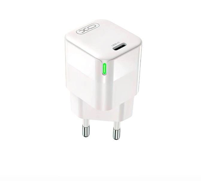 XO CE06(EU) PD 30W GaN lamp display fast Charger white
