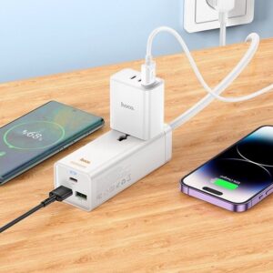 Hoco AC9A Talent PD30W(1C2A with 1 socket) desktop charger(EU) white