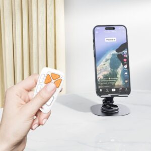 XO SS19 Multi-functional mobile phone bluetooth button remote control Swipe video artefacts white