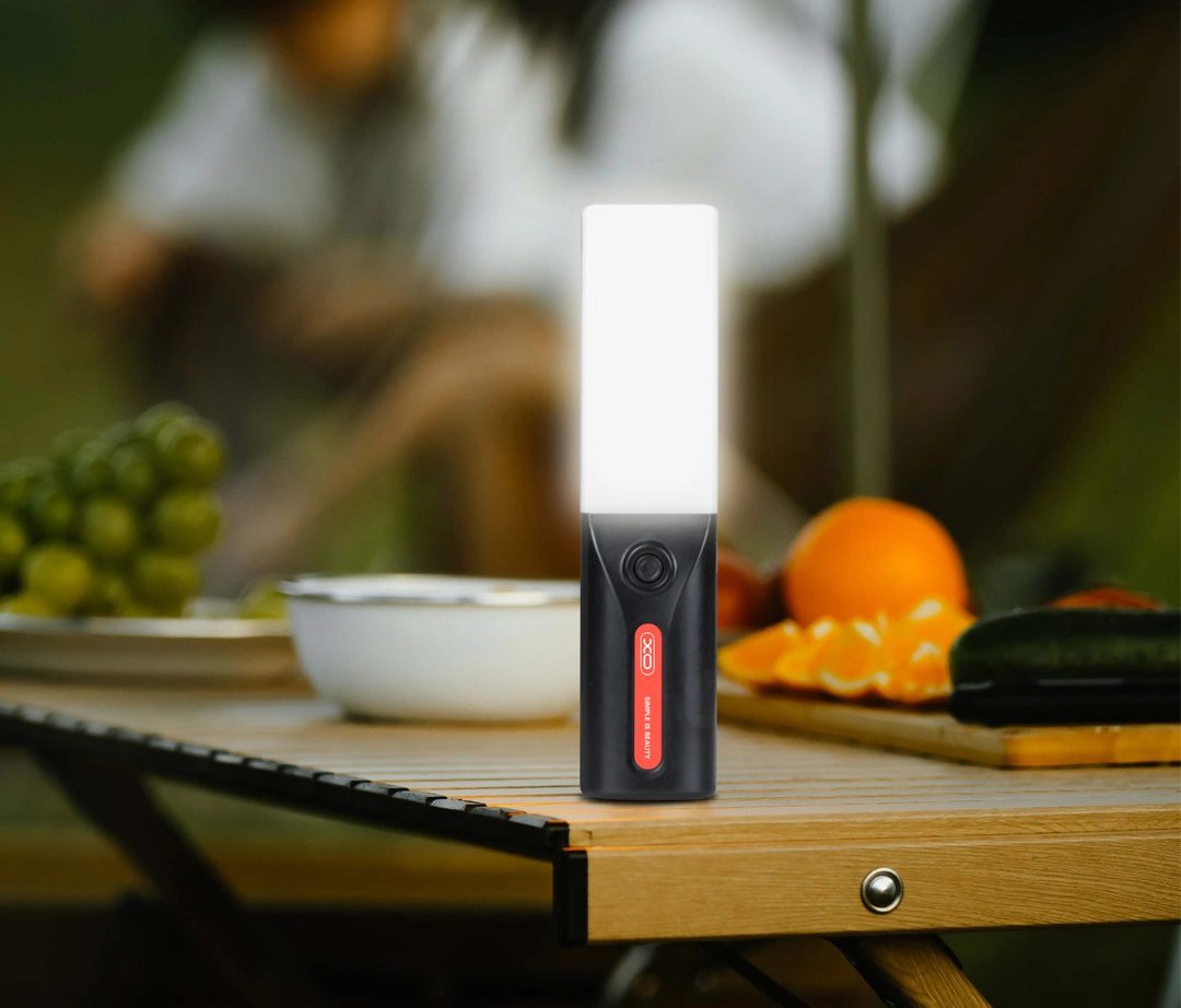 XO YH18 Magnetic / Hookable Solar LED Outdoor Light (5-speed light ) Black