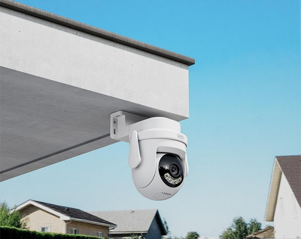 XO CR18 Outdoor 300W Pixel Camera White